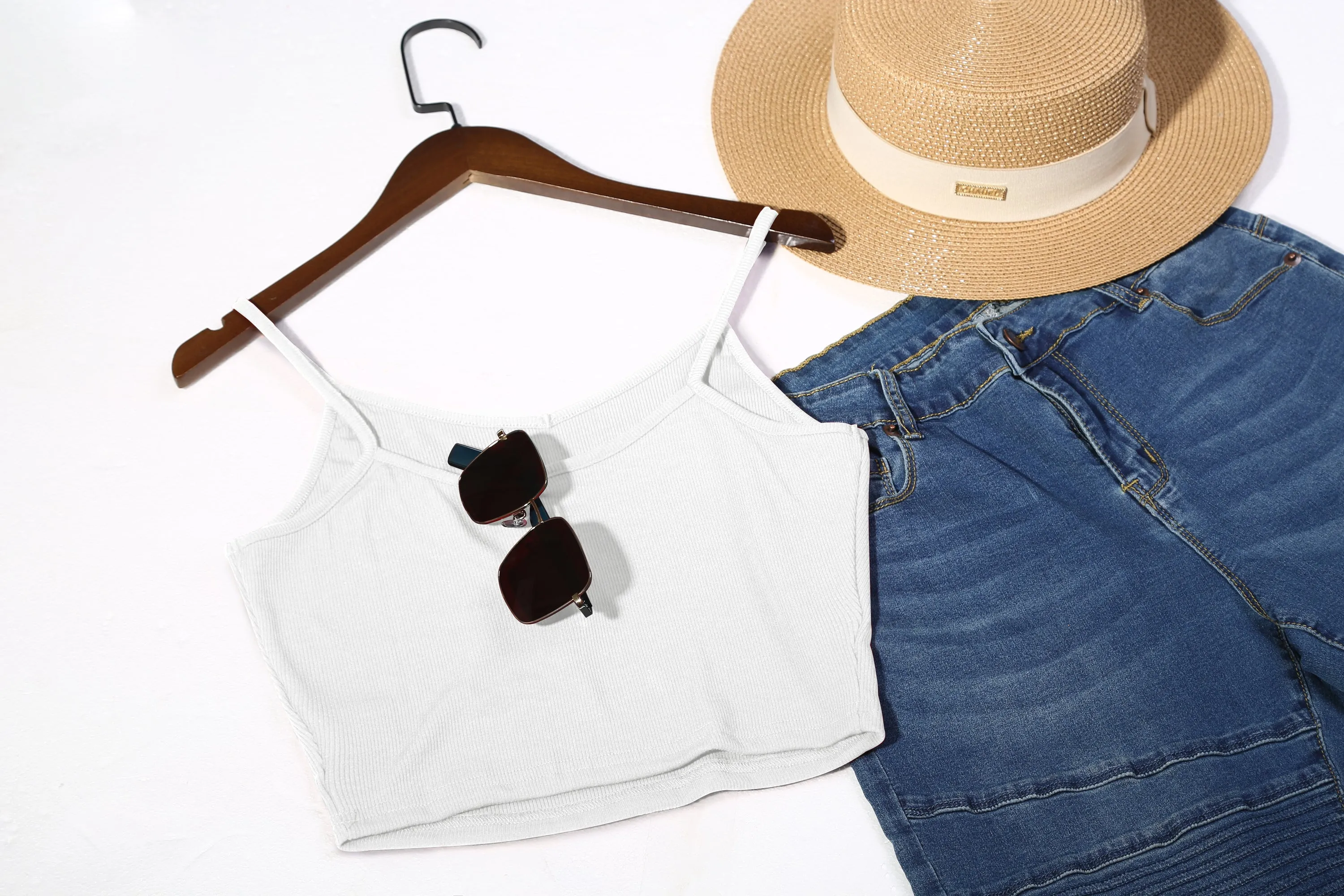 Sleeveless V Neck Casual Ribbed Knit Cami Crop Top