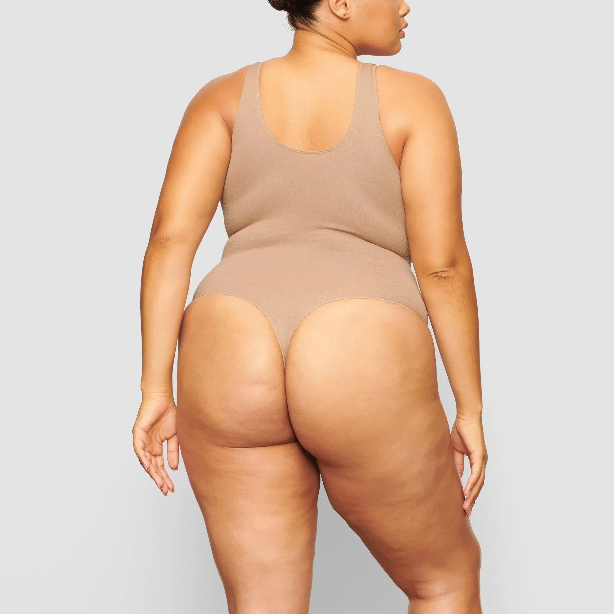 STRETCH RIB SCOOP TANK BODYSUIT | DESERT