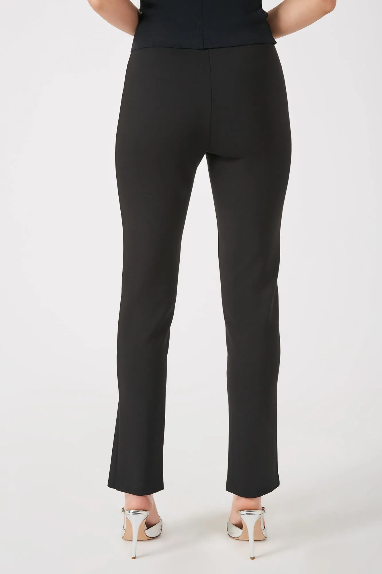 The Primrose Black Ankle Zip Legging Sleek & Versatile Fashion